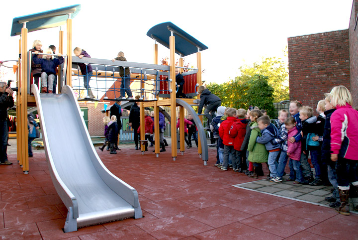 schoolplein002.jpg